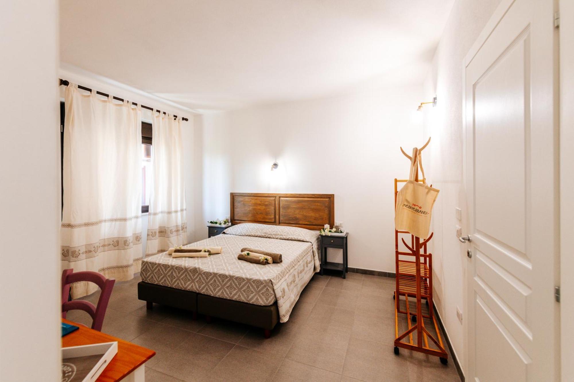 Domo Mediterranea Affittacamere-Guest House SantʼAntìoco Exterior foto